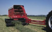 PULL-TYPE FORAGE HARVESTER